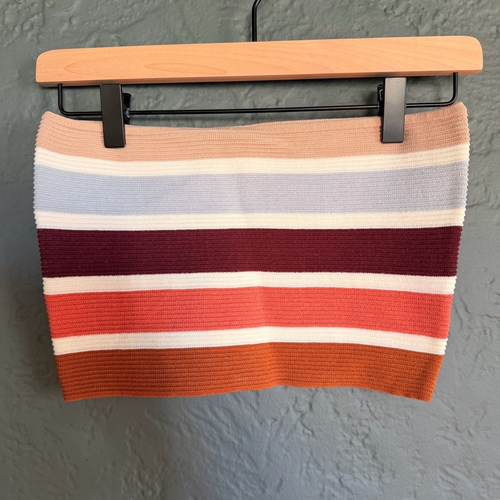 La Hearts Striped Crop Top in Cream and Burgundy